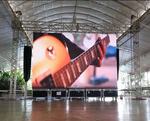 威特姆舞台租赁ED显示屏牢靠装置方式图